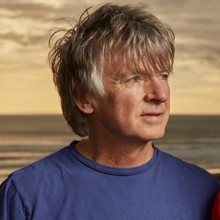 65d780a531c1147d9a0ee2ae_neil-finn