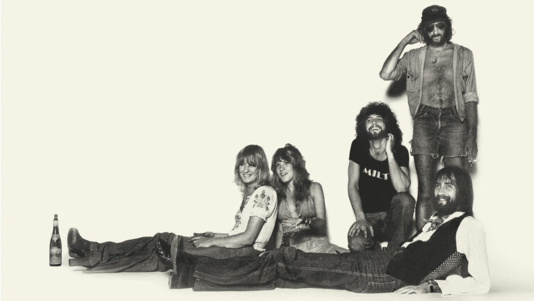 67424daa9d81557764ec1845_1119024_Fleetwood_Mac_Big_Image_01_big_image_post